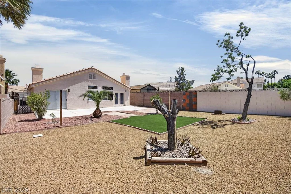3825 Debussy, North Las Vegas, NV 89032