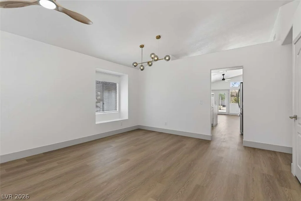 3825 Debussy, North Las Vegas, NV 89032