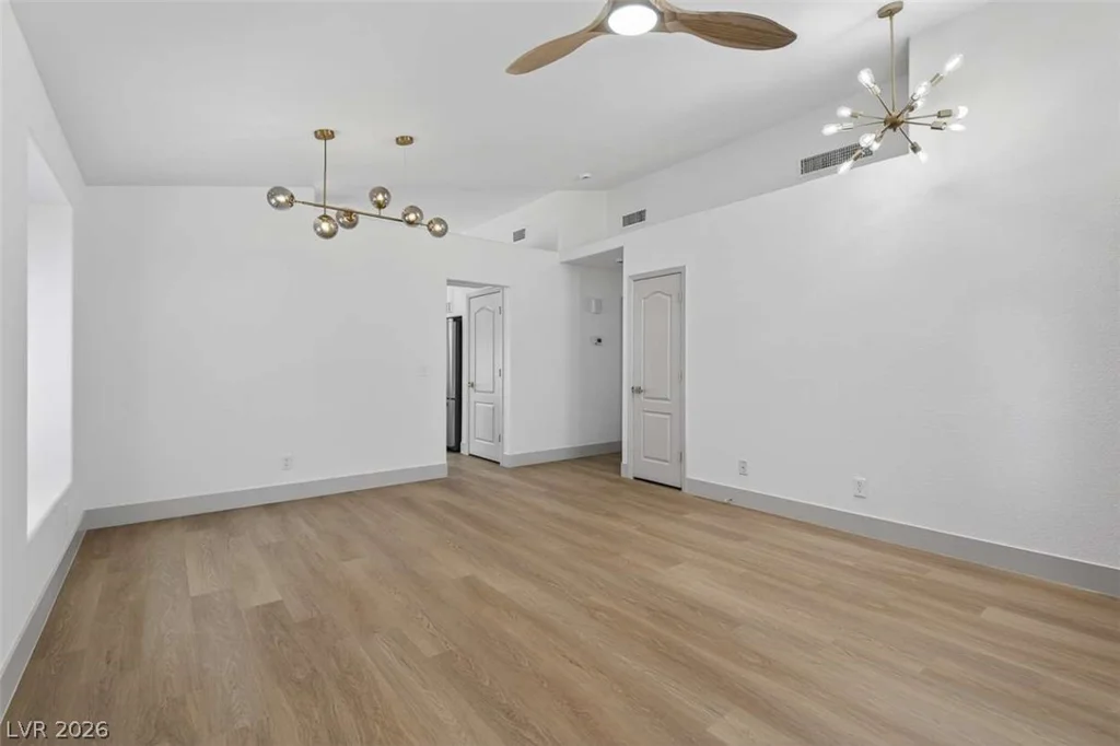 3825 Debussy, North Las Vegas, NV 89032