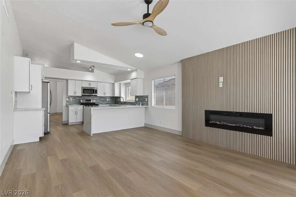 3825 Debussy, North Las Vegas, NV 89032