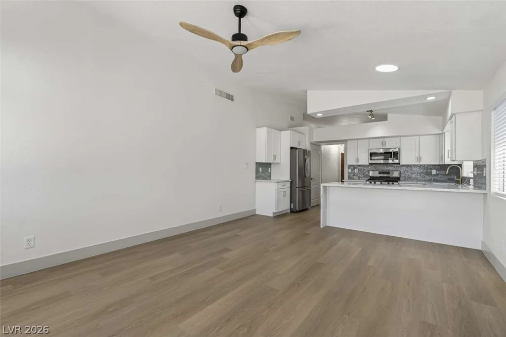 3825 Debussy, North Las Vegas, NV 89032
