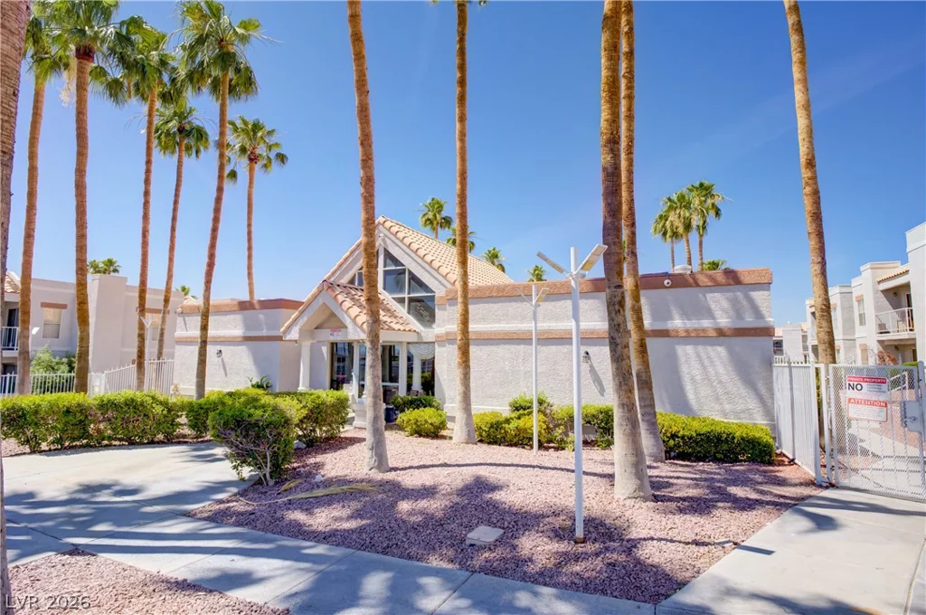 6800 Lake Mead, Las Vegas, NV 89156