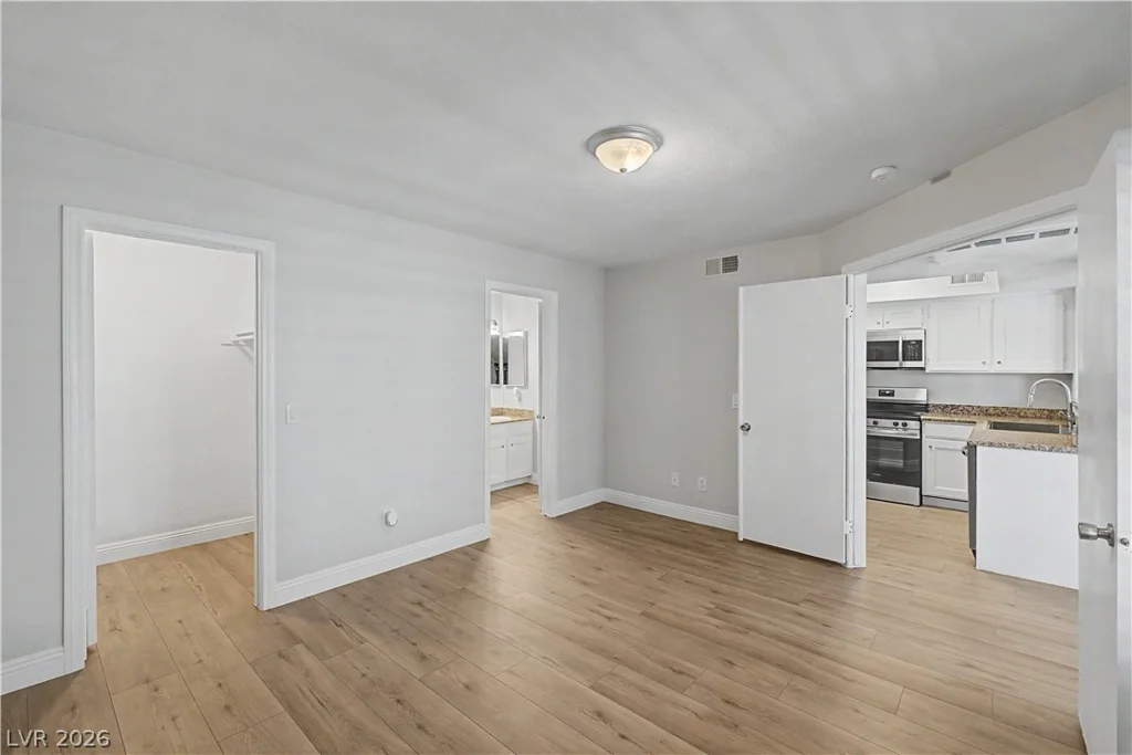 6800 Lake Mead, Las Vegas, NV 89156