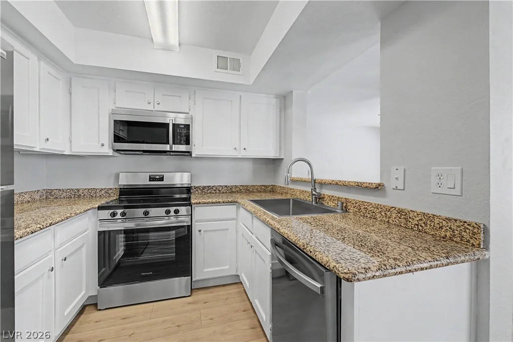 6800 Lake Mead, Las Vegas, NV 89156