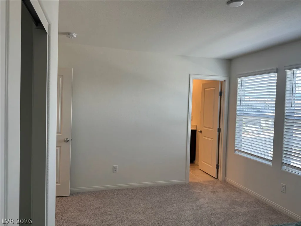 7055 Cottage Vista, Las Vegas, NV 89113