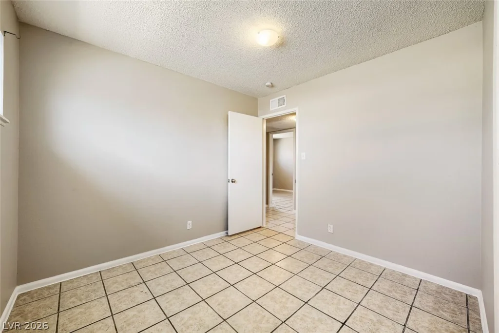 6317 Bannock, Las Vegas, NV 89107