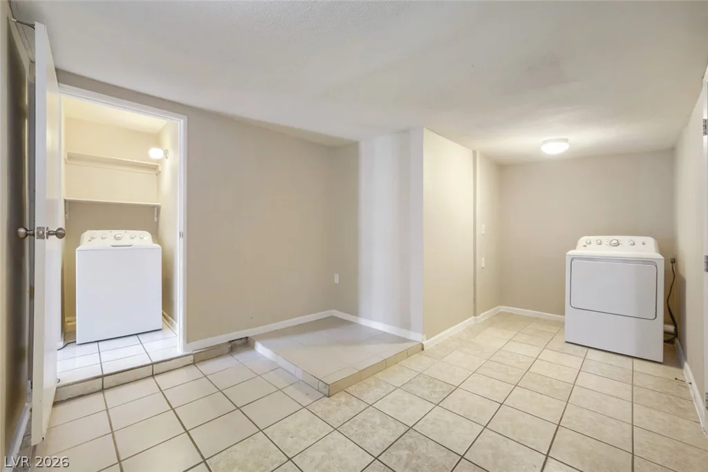 6317 Bannock, Las Vegas, NV 89107