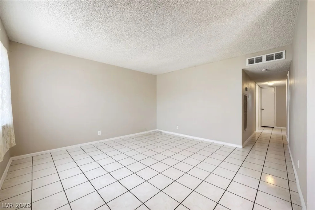 6317 Bannock, Las Vegas, NV 89107
