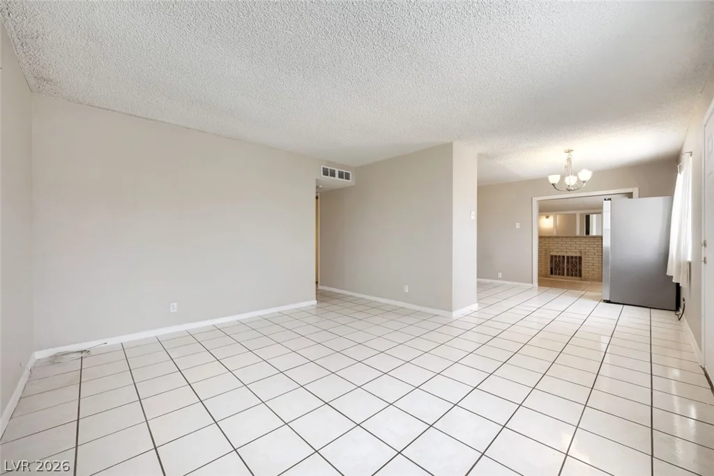6317 Bannock, Las Vegas, NV 89107