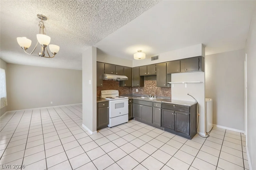 6317 Bannock, Las Vegas, NV 89107