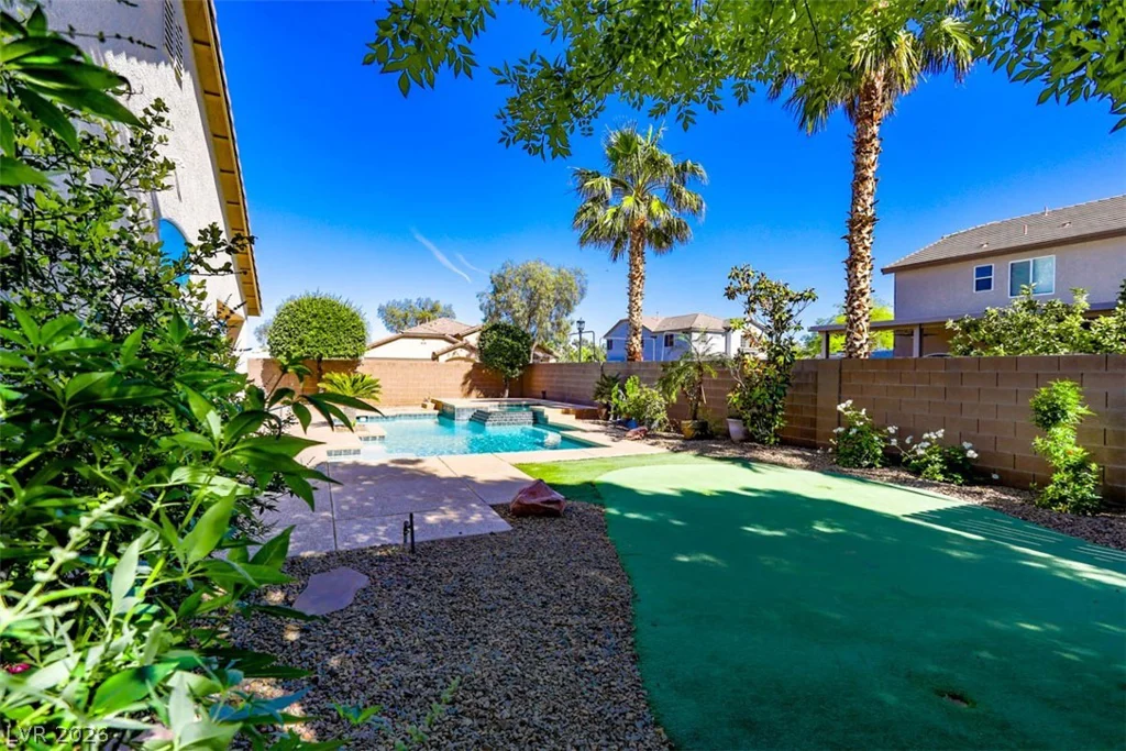 8813 Arabian Filly, Las Vegas, NV 89143
