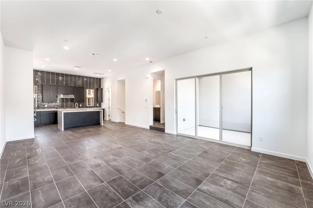 650 Fortis Creek, Las Vegas, NV 89138