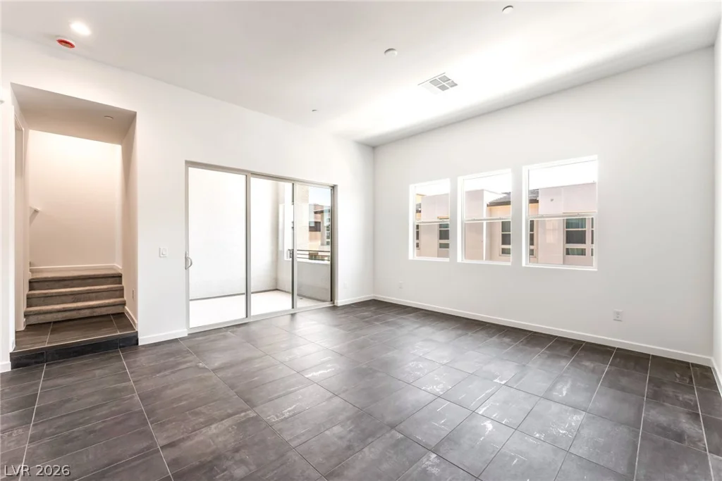650 Fortis Creek, Las Vegas, NV 89138