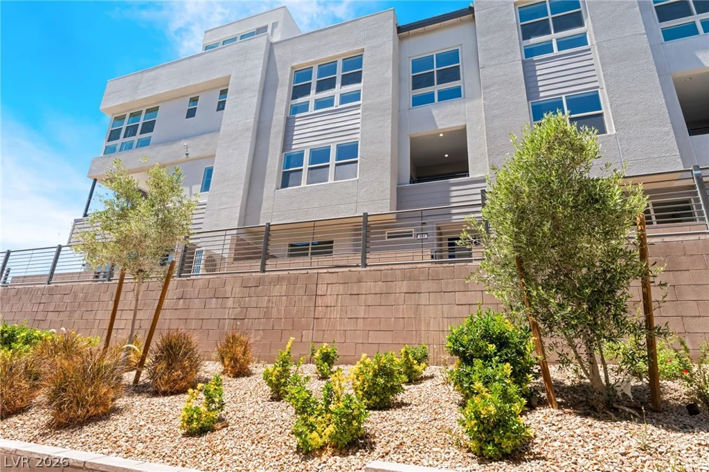 650 Fortis Creek, Las Vegas, NV 89138