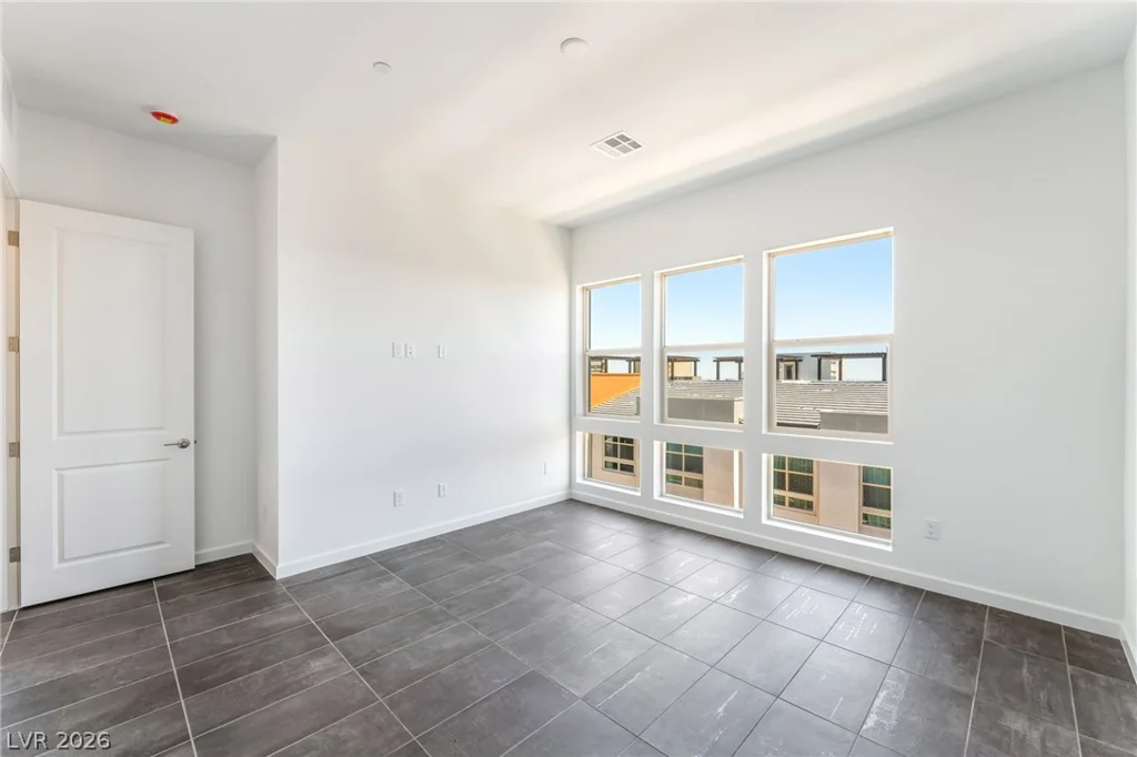 650 Fortis Creek, Las Vegas, NV 89138