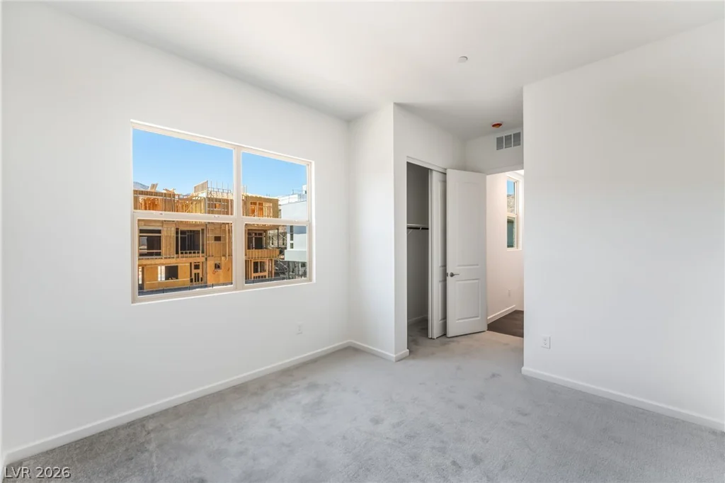 650 Fortis Creek, Las Vegas, NV 89138