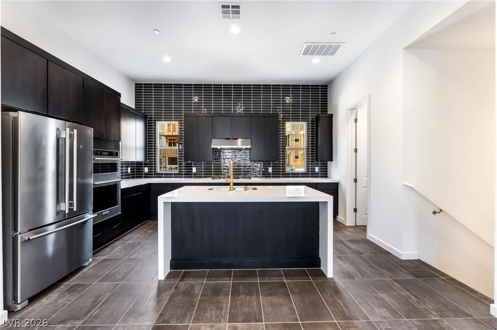 650 Fortis Creek, Las Vegas, NV 89138