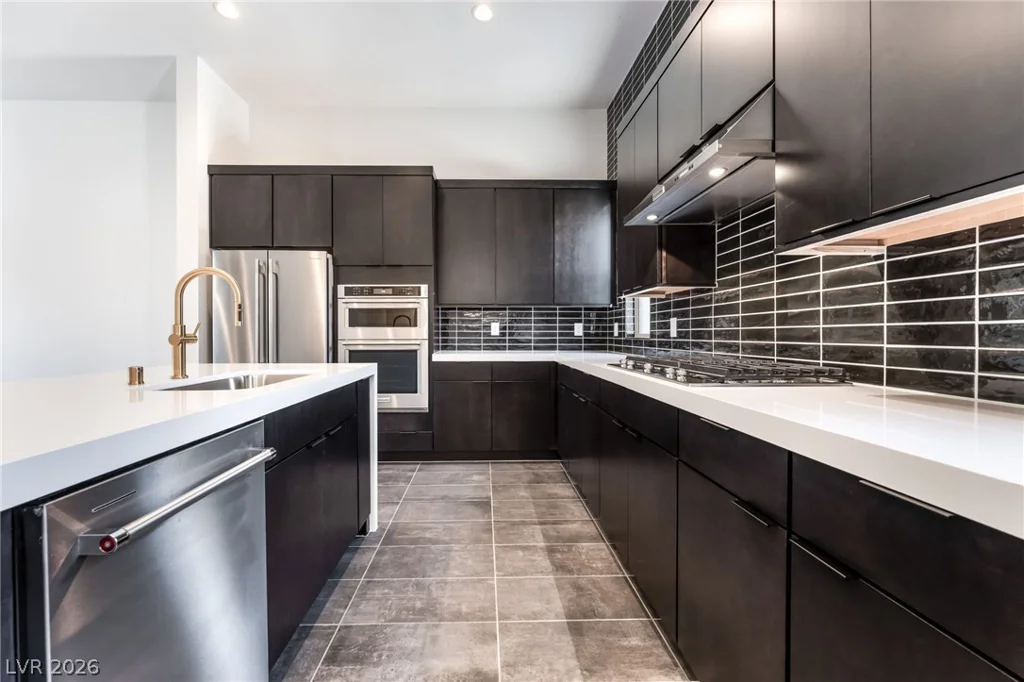 650 Fortis Creek, Las Vegas, NV 89138