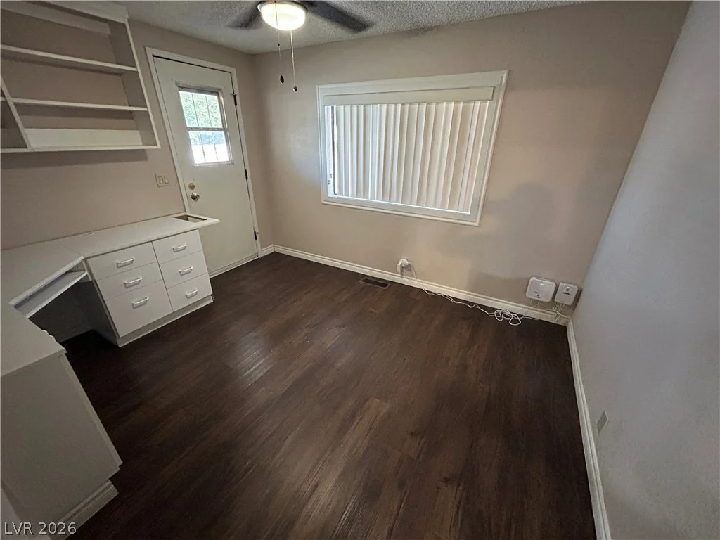 3333 Ewa Beach, Las Vegas, NV 89122