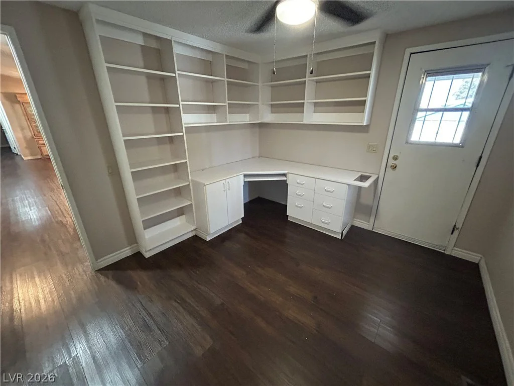 3333 Ewa Beach, Las Vegas, NV 89122