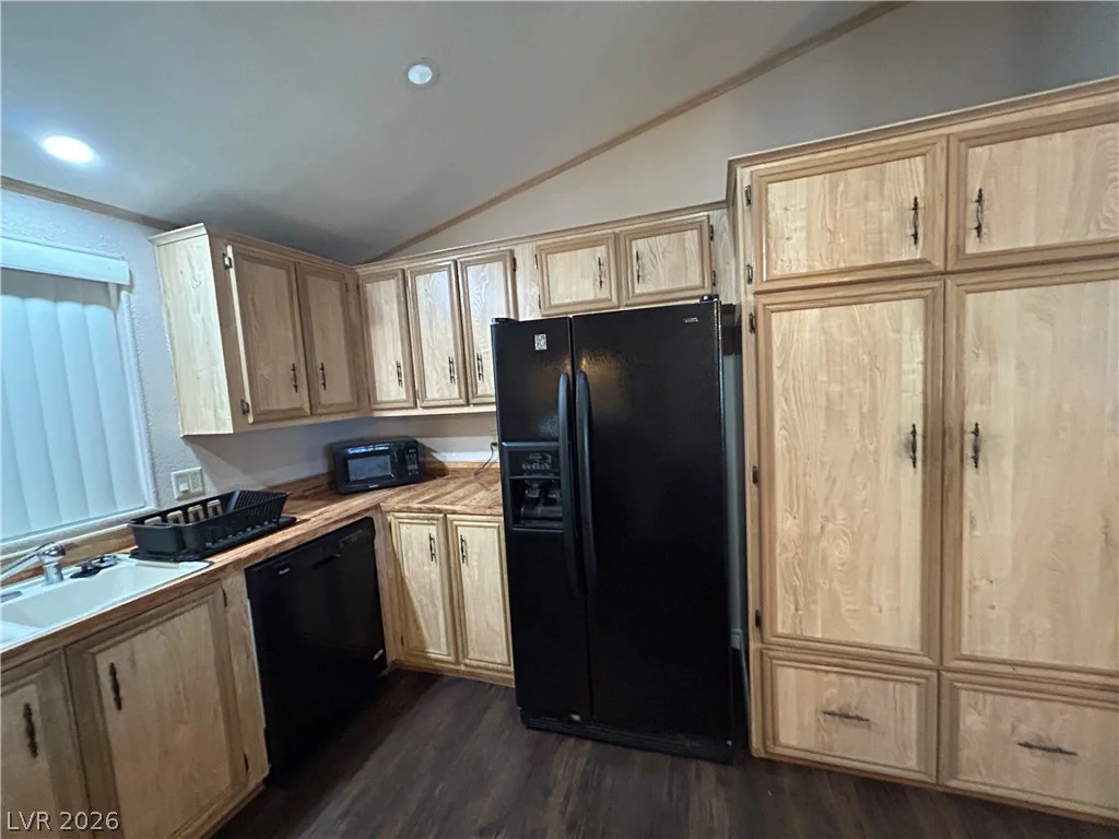 3333 Ewa Beach, Las Vegas, NV 89122