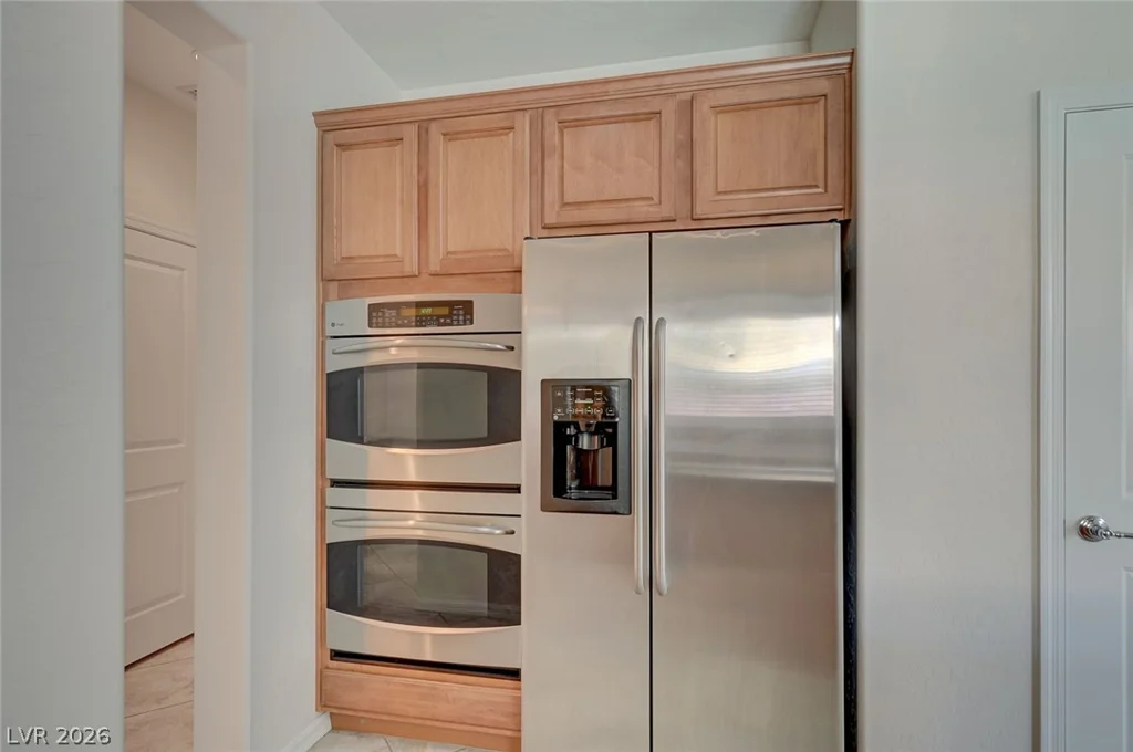 2556 Chateau Clermont, Henderson, NV 89044