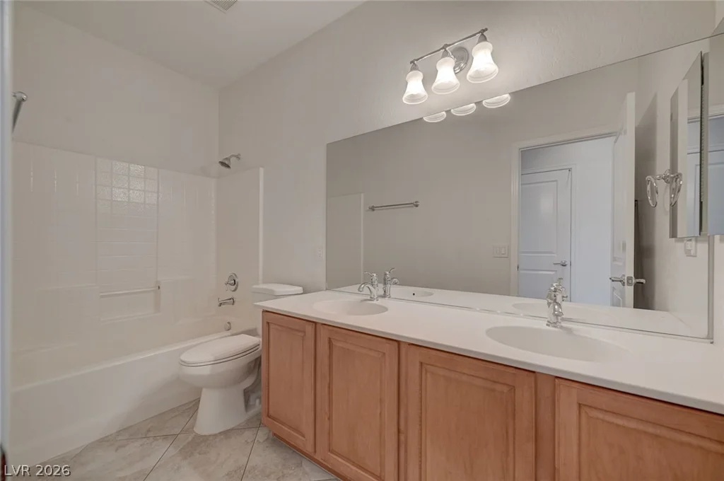 2556 Chateau Clermont, Henderson, NV 89044