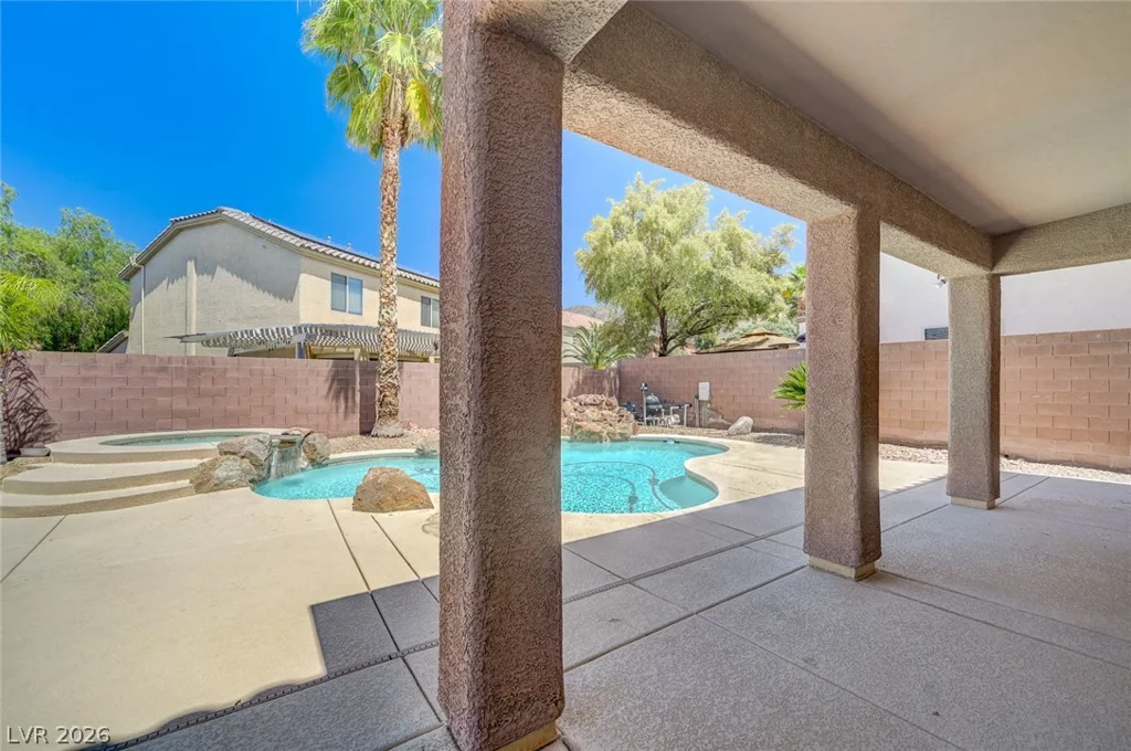 2556 Chateau Clermont, Henderson, NV 89044