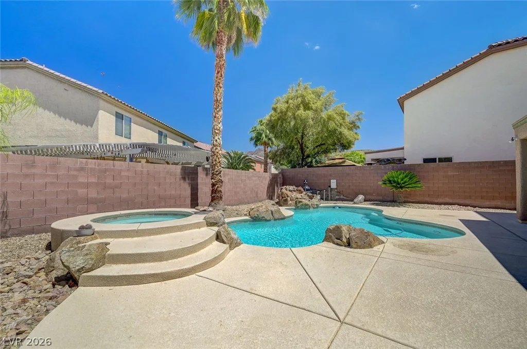 2556 Chateau Clermont, Henderson, NV 89044