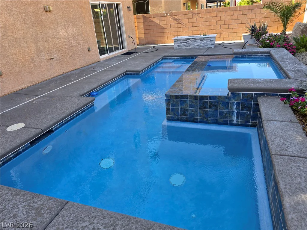 9739 Fox Estate, Las Vegas, NV 89141