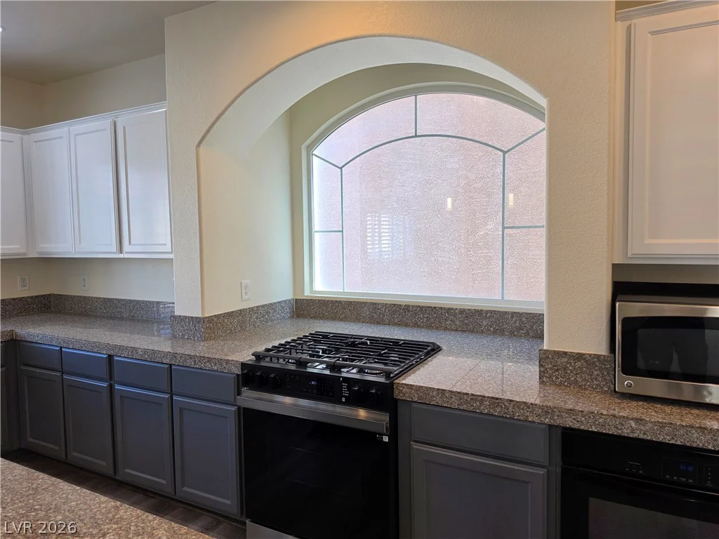 9739 Fox Estate, Las Vegas, NV 89141