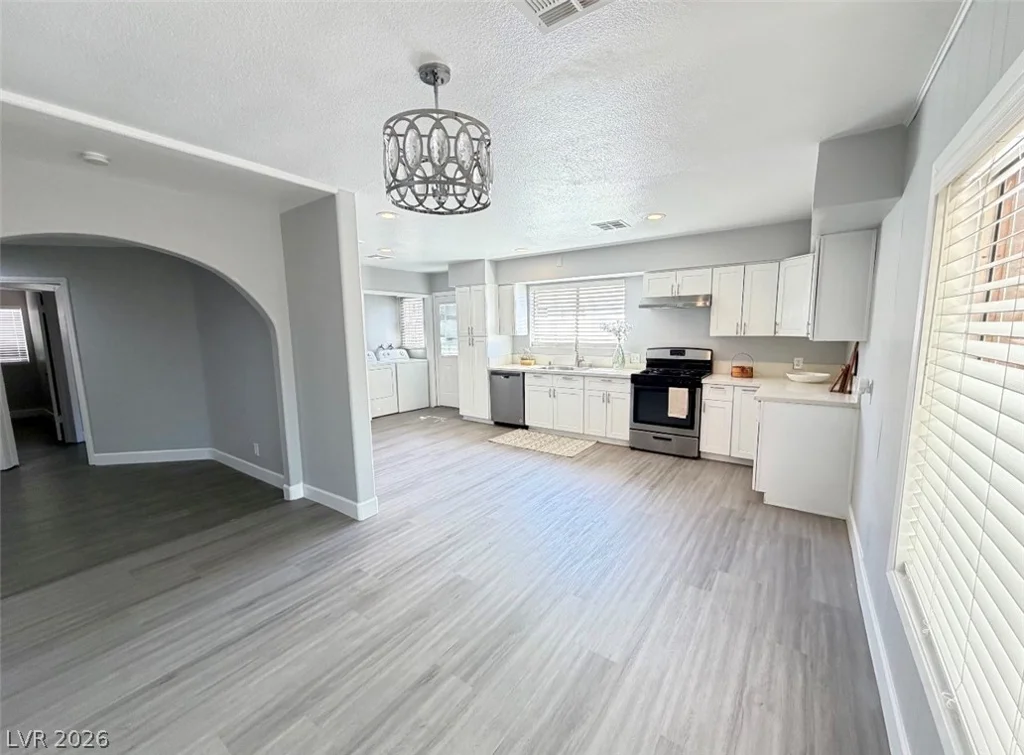 1311 Griffith, Las Vegas, NV 89104