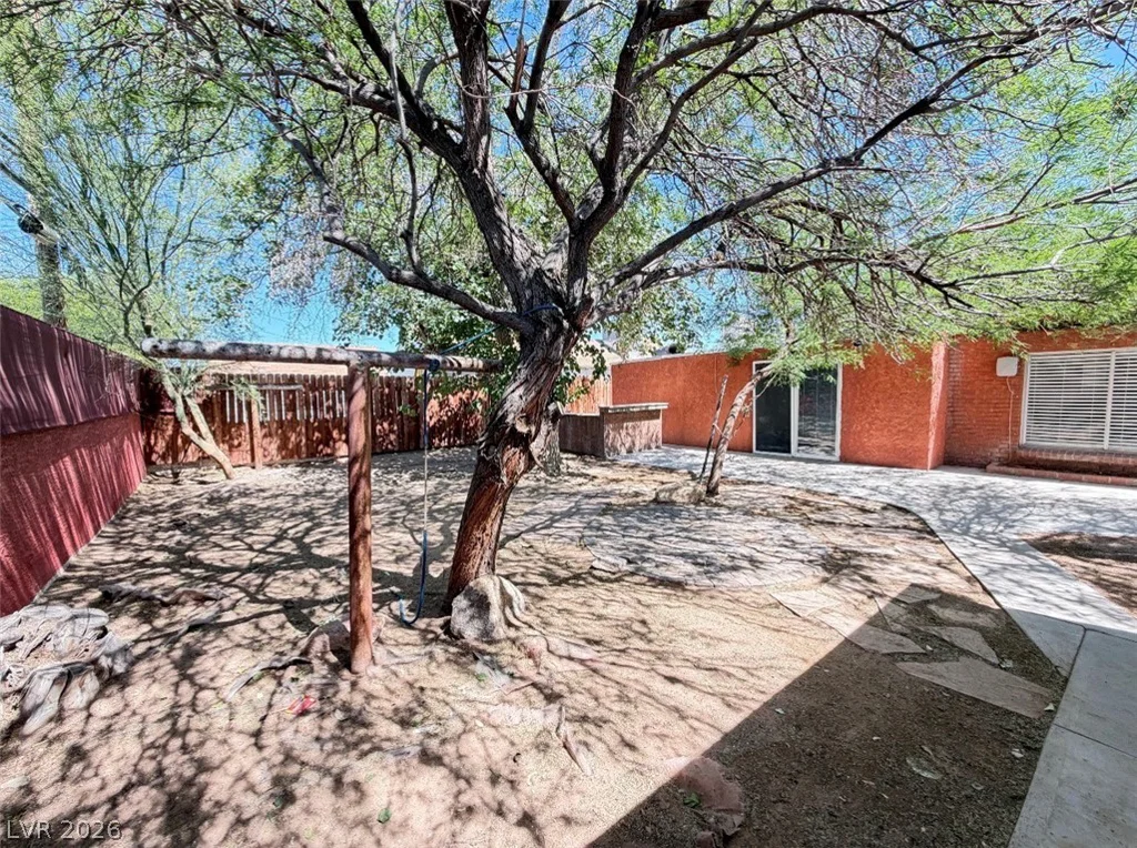 1311 Griffith, Las Vegas, NV 89104