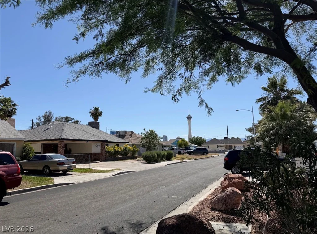 1311 Griffith, Las Vegas, NV 89104