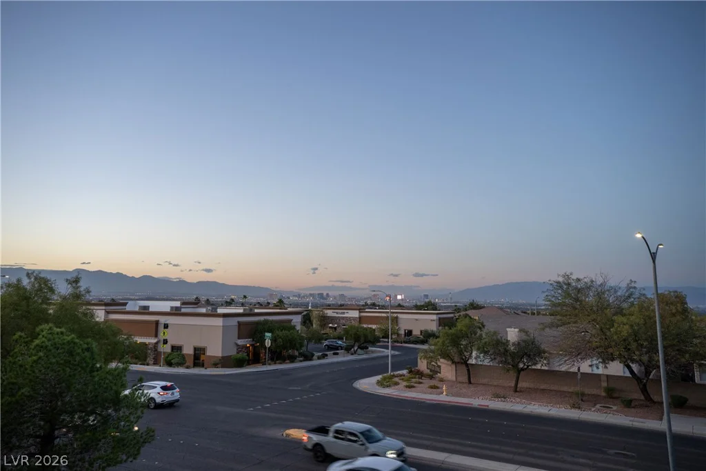 2305 Horizon Ridge, Henderson, NV 89052