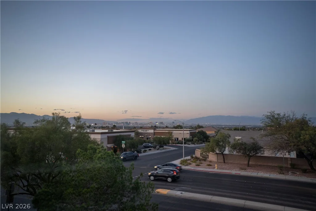2305 Horizon Ridge, Henderson, NV 89052