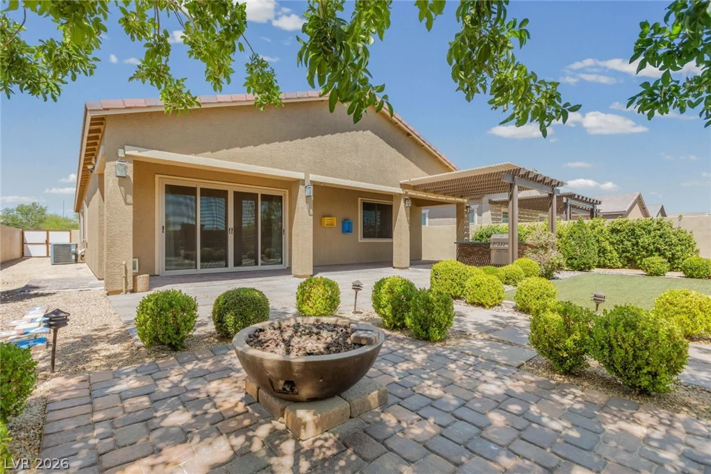 9048 Kristy Alana, Las Vegas, NV 89139