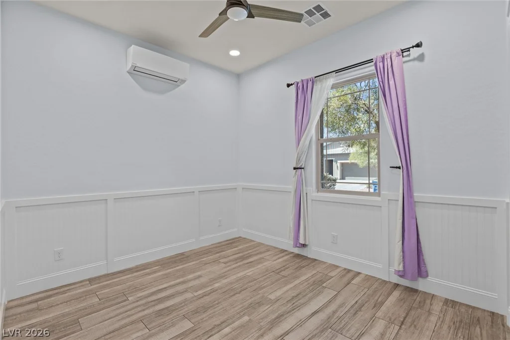 9048 Kristy Alana, Las Vegas, NV 89139