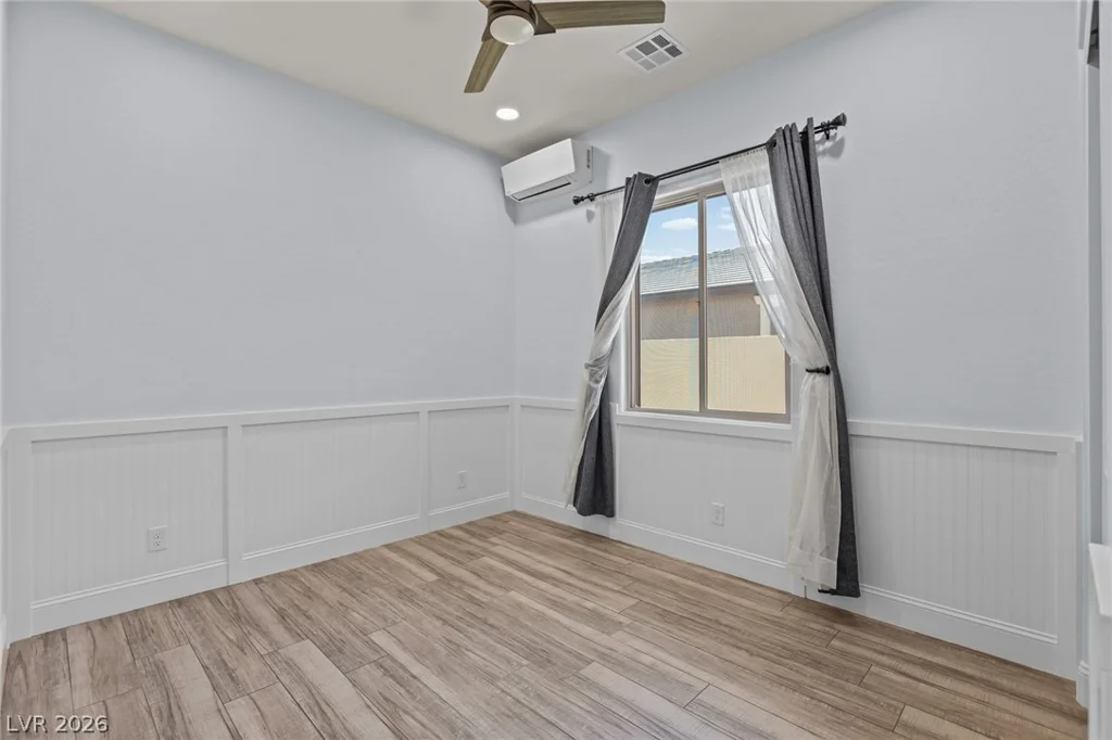 9048 Kristy Alana, Las Vegas, NV 89139