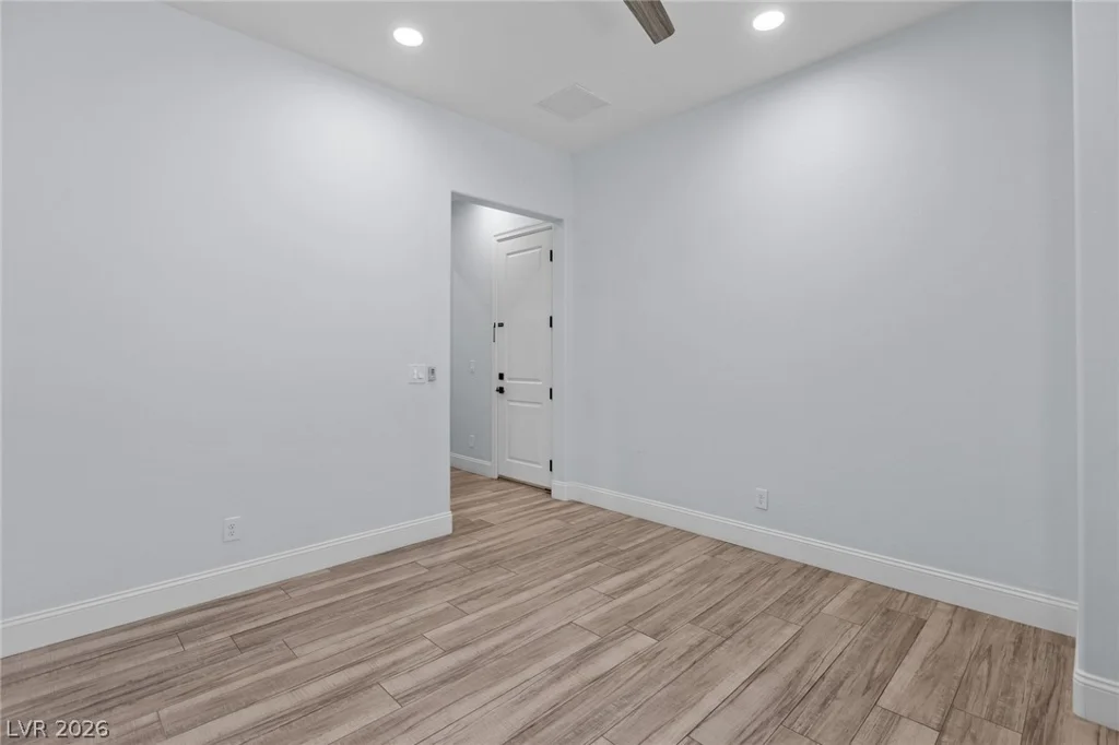 9048 Kristy Alana, Las Vegas, NV 89139