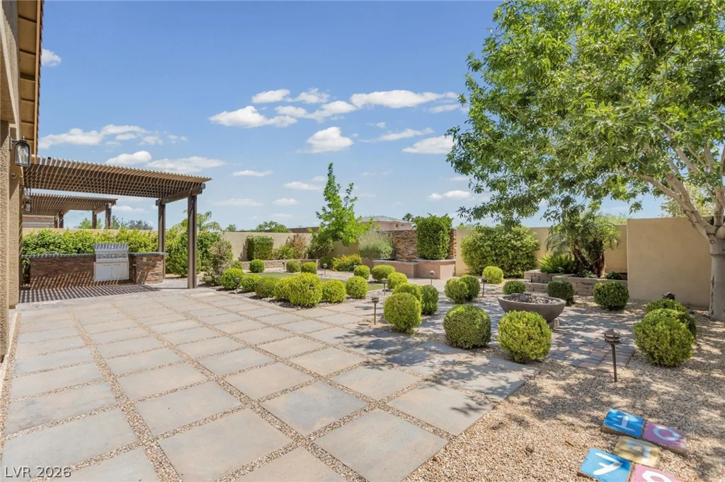 9048 Kristy Alana, Las Vegas, NV 89139