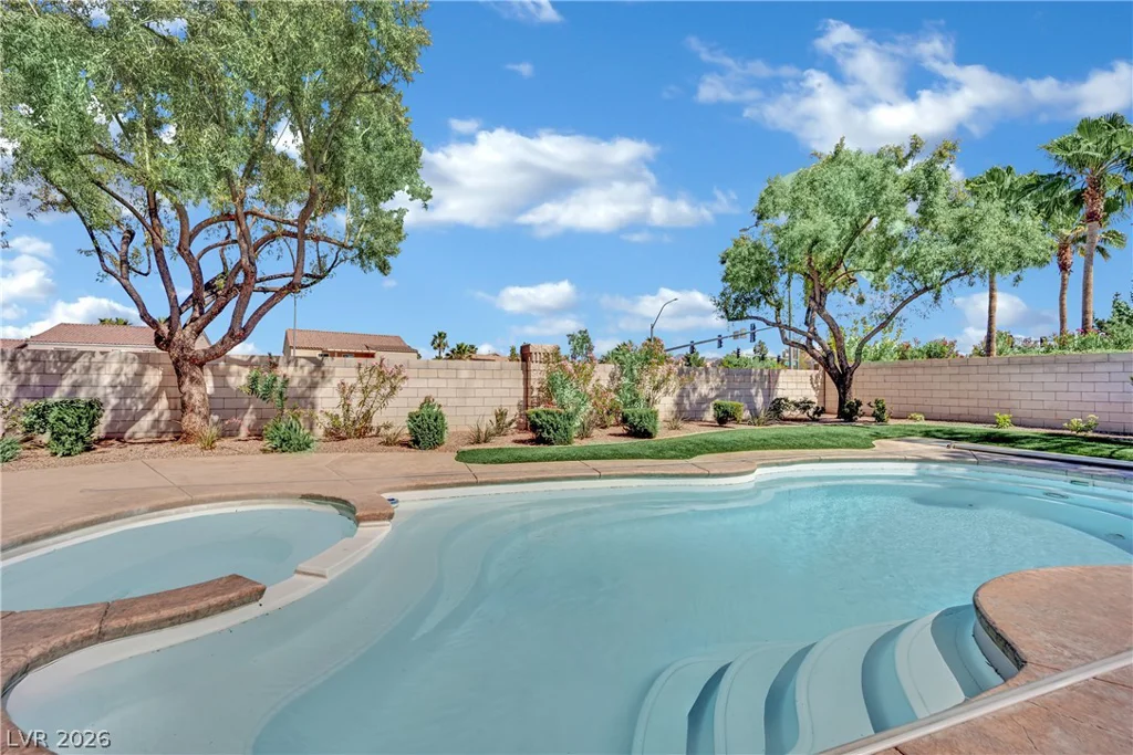 10086 Ashiem, Las Vegas, NV 89183