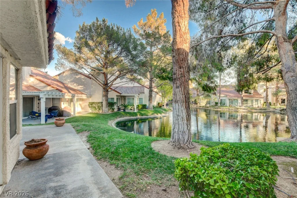 6987 Emerald Springs, Las Vegas, NV 89113