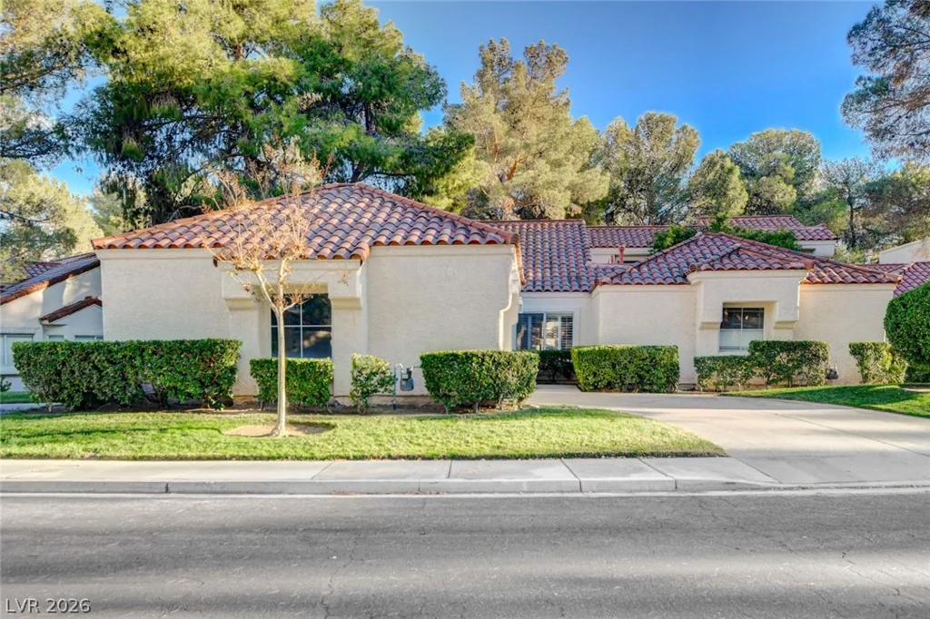 6987 Emerald Springs, Las Vegas, NV 89113