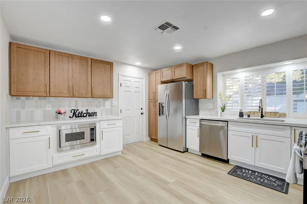 6987 Emerald Springs, Las Vegas, NV 89113