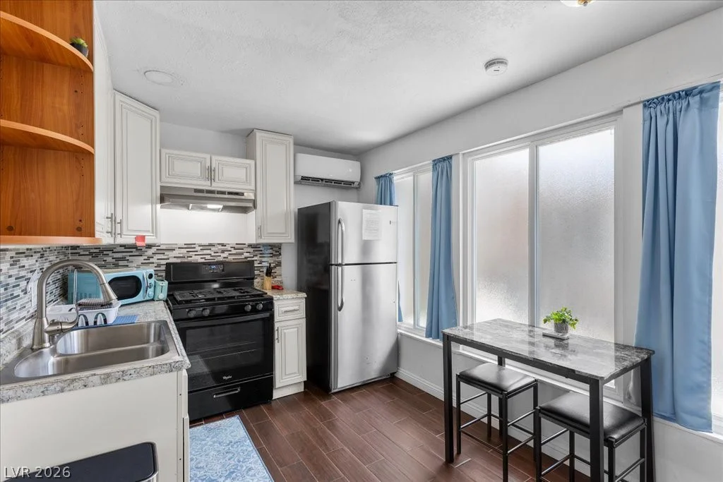 5333 Longridge, Las Vegas, NV 89146