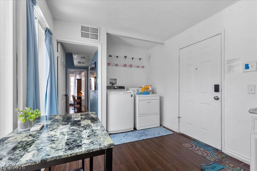 5333 Longridge, Las Vegas, NV 89146