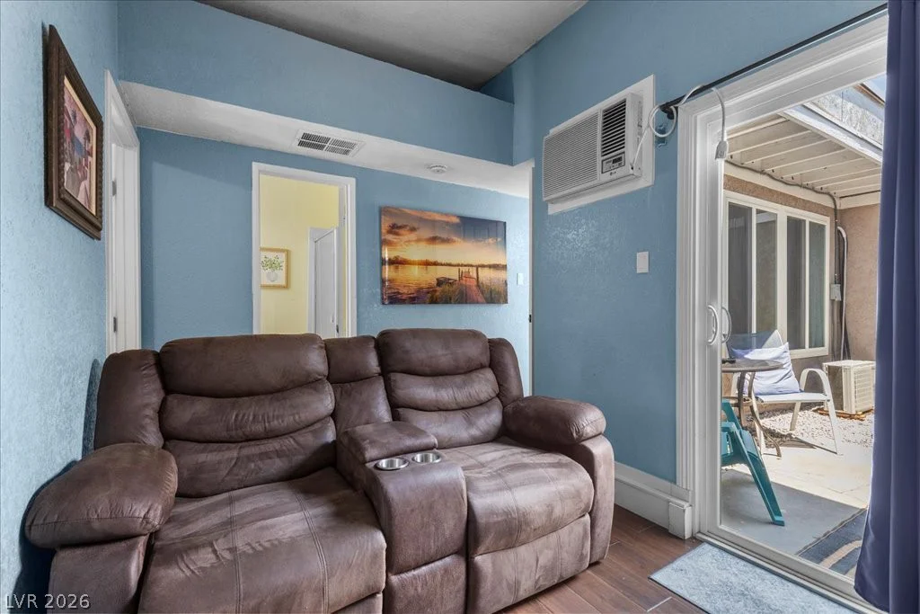 5333 Longridge, Las Vegas, NV 89146