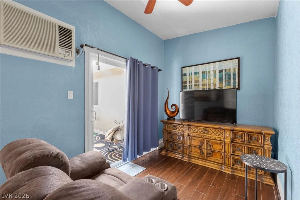 5333 Longridge, Las Vegas, NV 89146