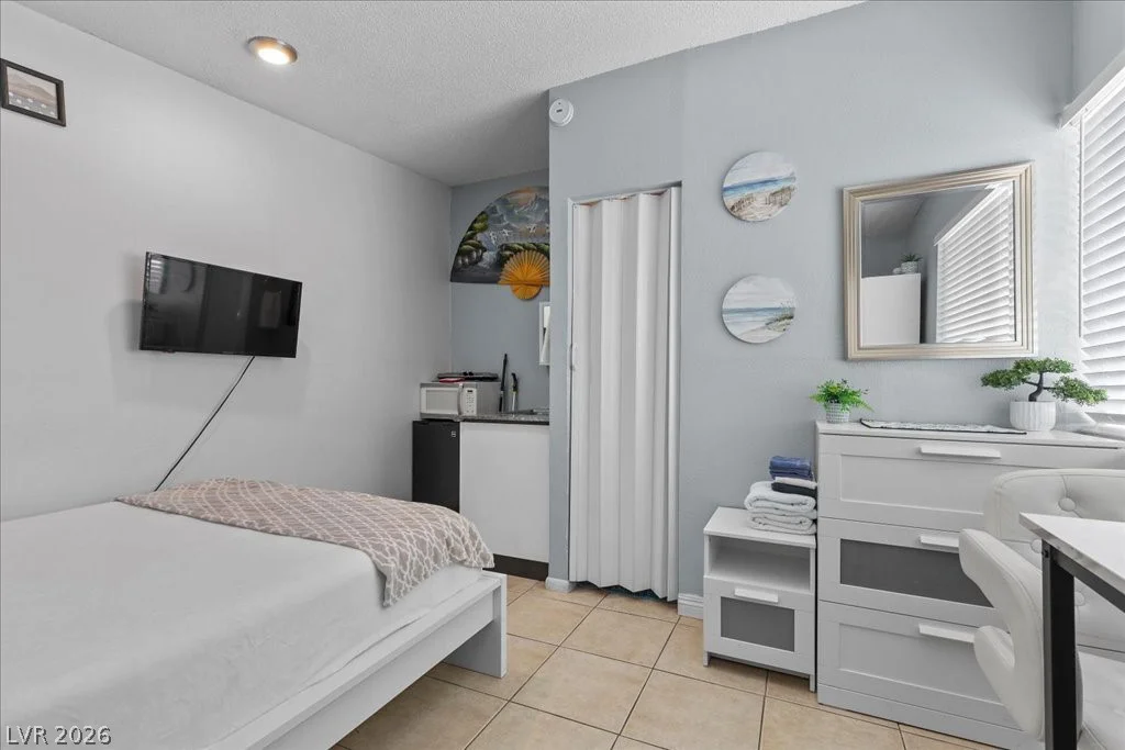 5333 Longridge, Las Vegas, NV 89146